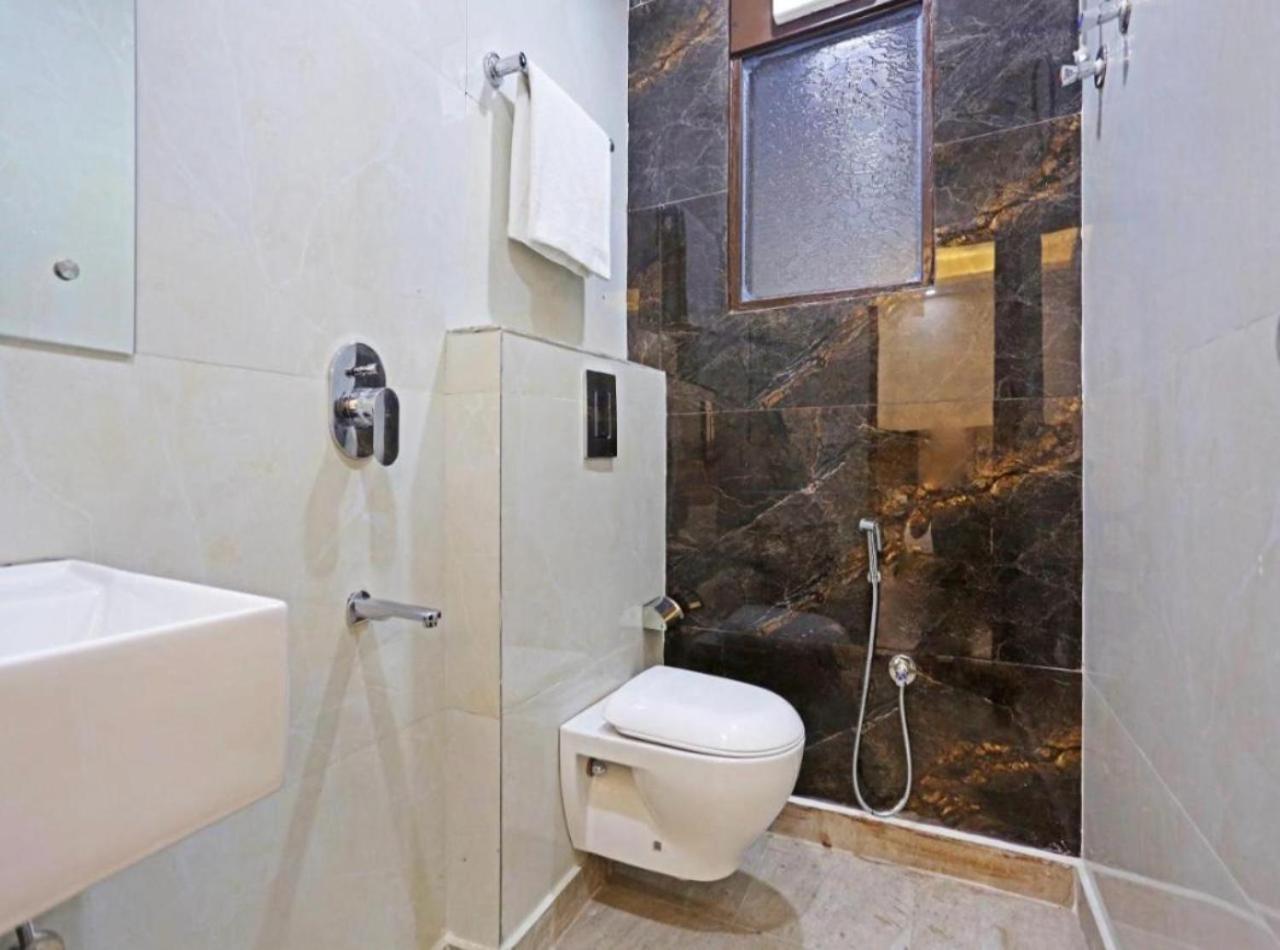 Hotel Vijaydeep Palace Near Delhi Airport Neu-Delhi Exterior foto