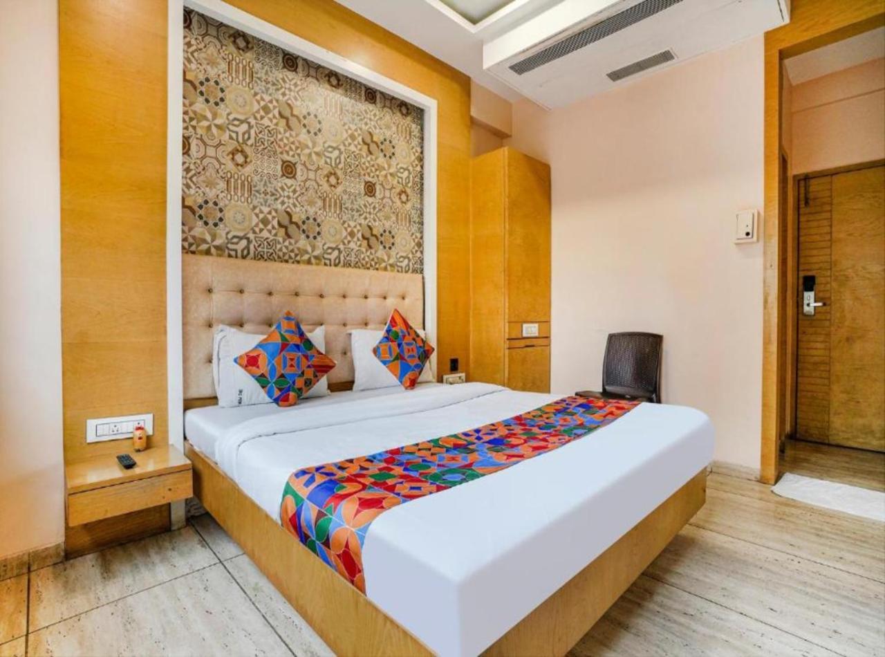 Hotel Vijaydeep Palace Near Delhi Airport Neu-Delhi Exterior foto