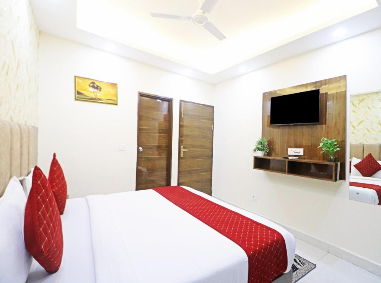 Hotel Vijaydeep Palace Near Delhi Airport Neu-Delhi Exterior foto