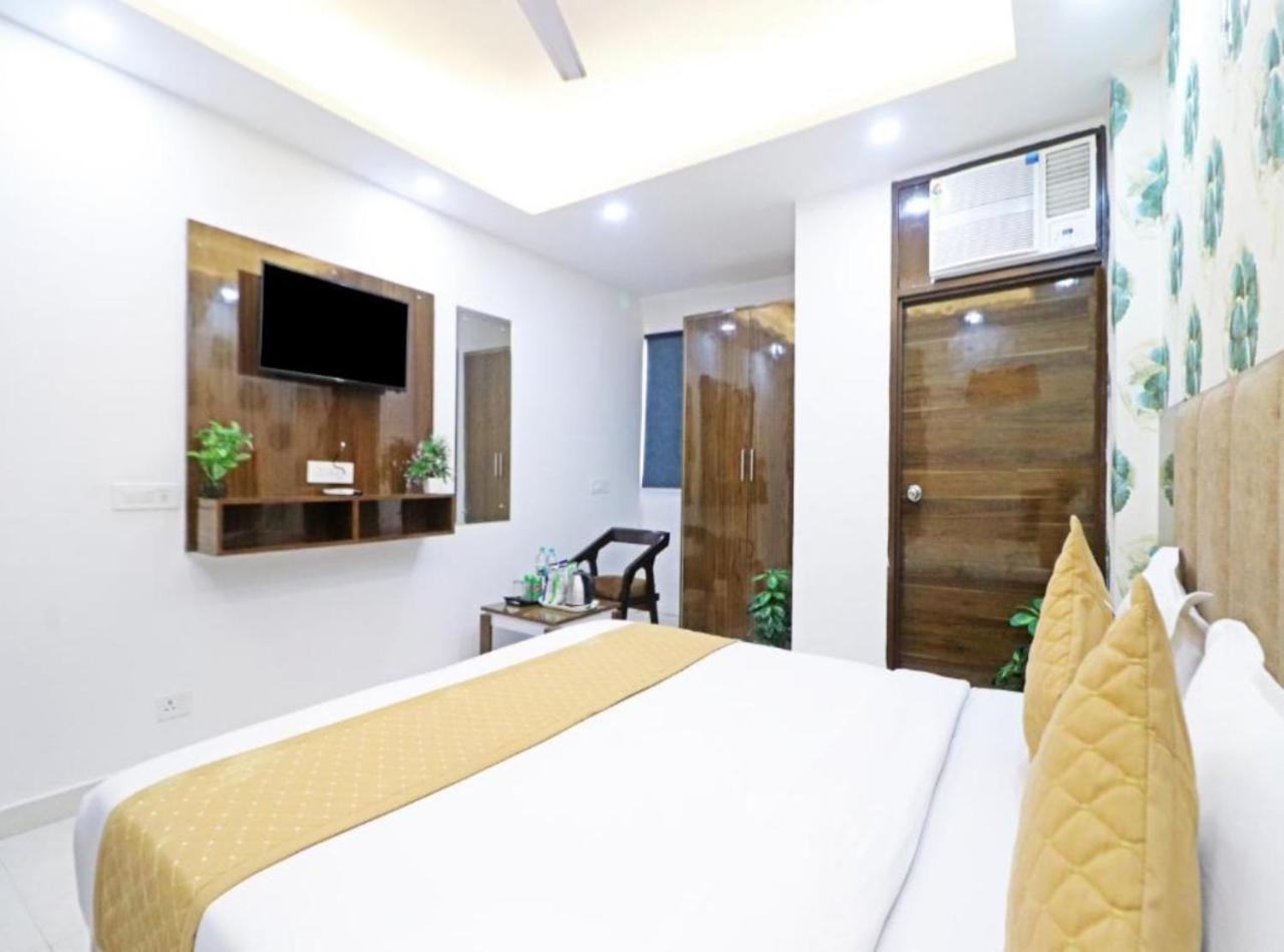 Hotel Vijaydeep Palace Near Delhi Airport Neu-Delhi Exterior foto