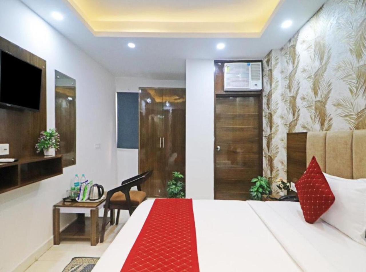 Hotel Vijaydeep Palace Near Delhi Airport Neu-Delhi Exterior foto